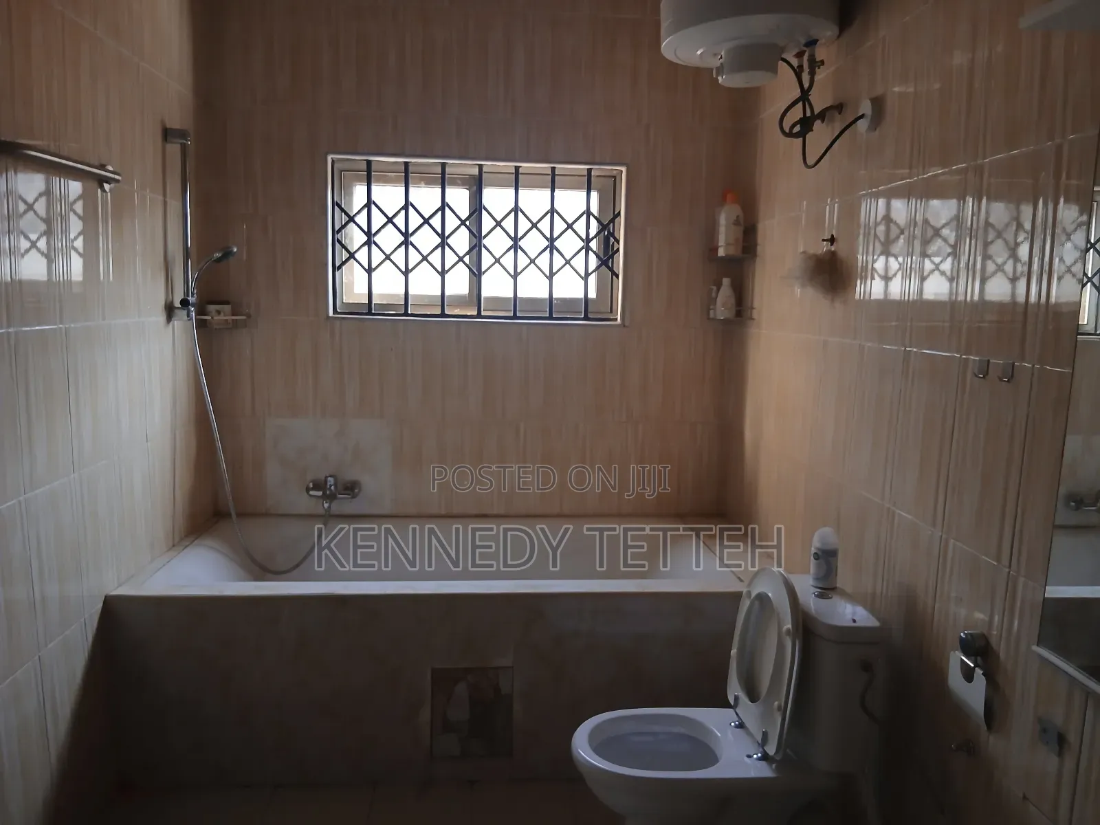 Furnished 5bdrm House in Weija Junction for sale