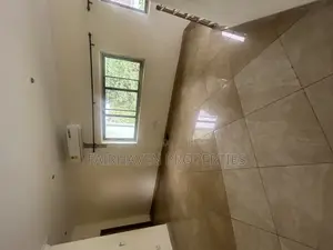 4bdrm House in Fairhaven, Cantonments for rent