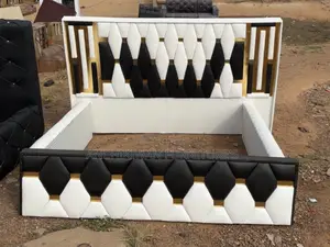 Queensize Bed B W (Cash on Delivery)