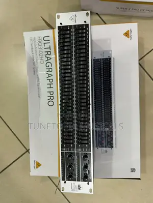 Behringer Ultragraph Pro Fbq3102hd 31-band Stereo Graphic Equalizer