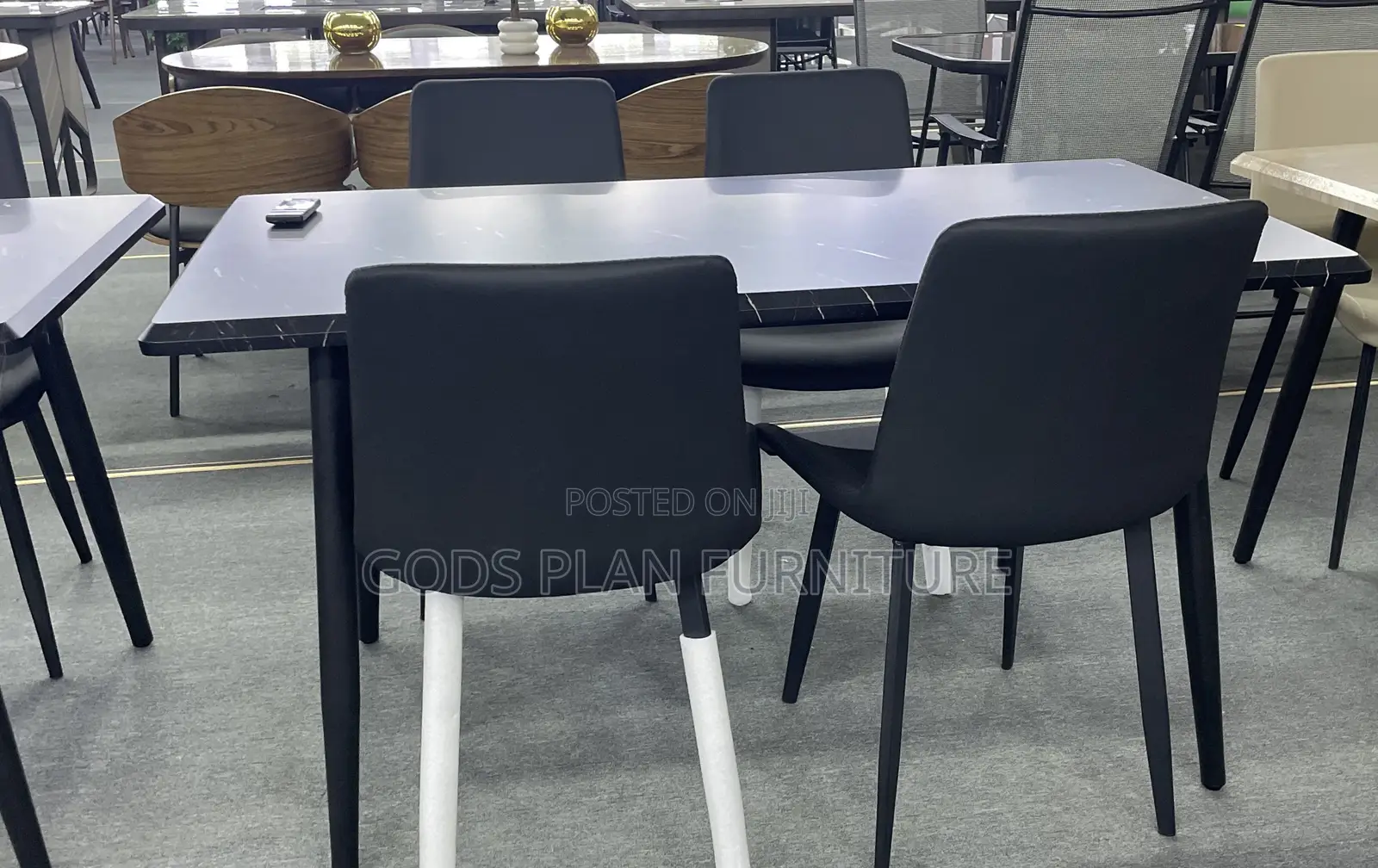 4 Seater Dining Table