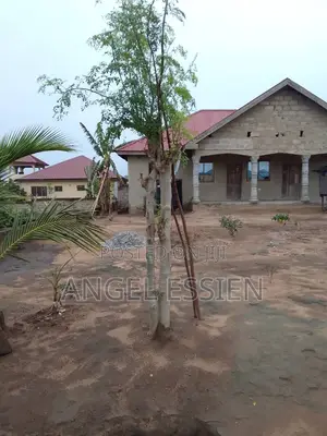 3bdrm House in Presious, Kasoa for sale