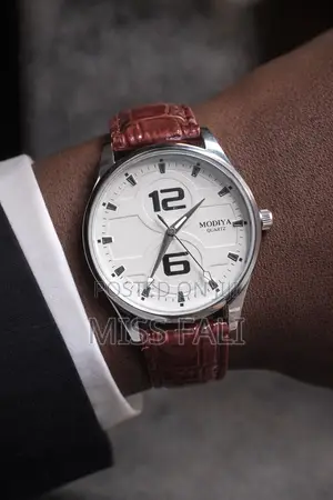Modiya Classic Leather Watch