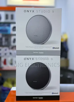 Onyx Studio 9