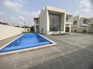 5bdrm House in Adjiringanor, Adjiriganor for sale