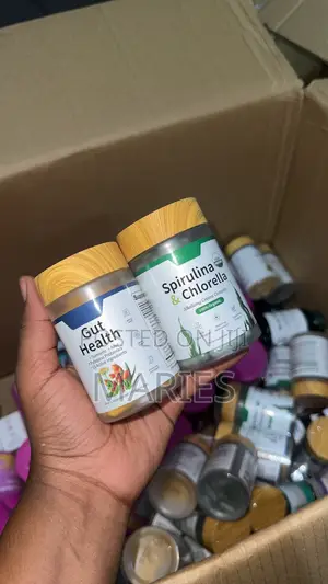 Spirulina and Chlorella Supplements