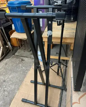 Double-braced X-style Adjustable Keyboard Stand.