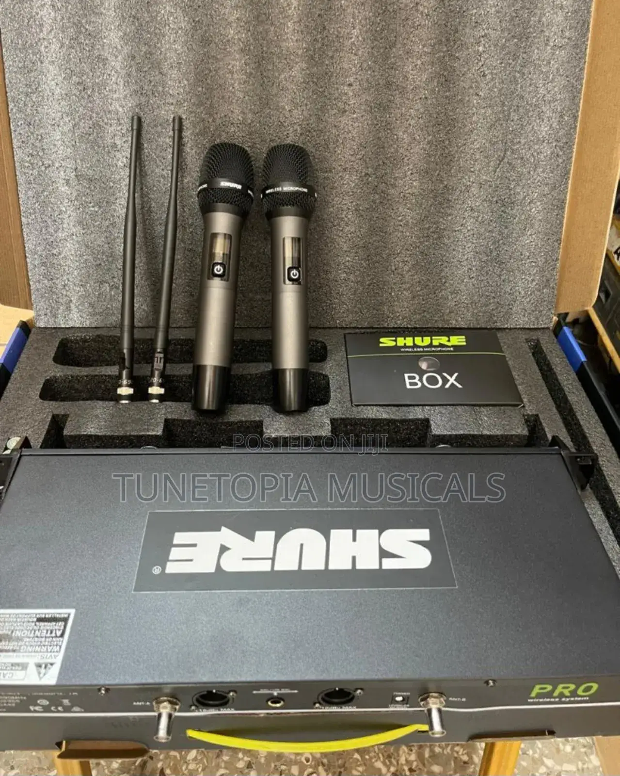 Shure Blx-338 2in1 Wireless Microphone System.
