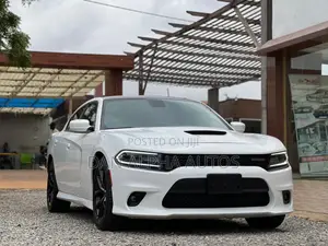 Dodge Charger 2021 White