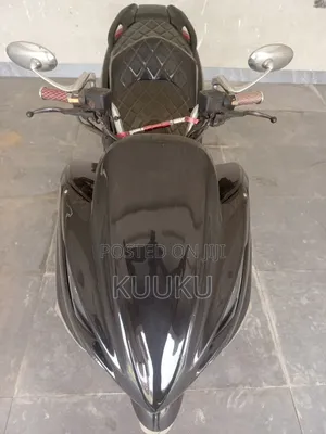 Yamaha Majesty 2023 Black
