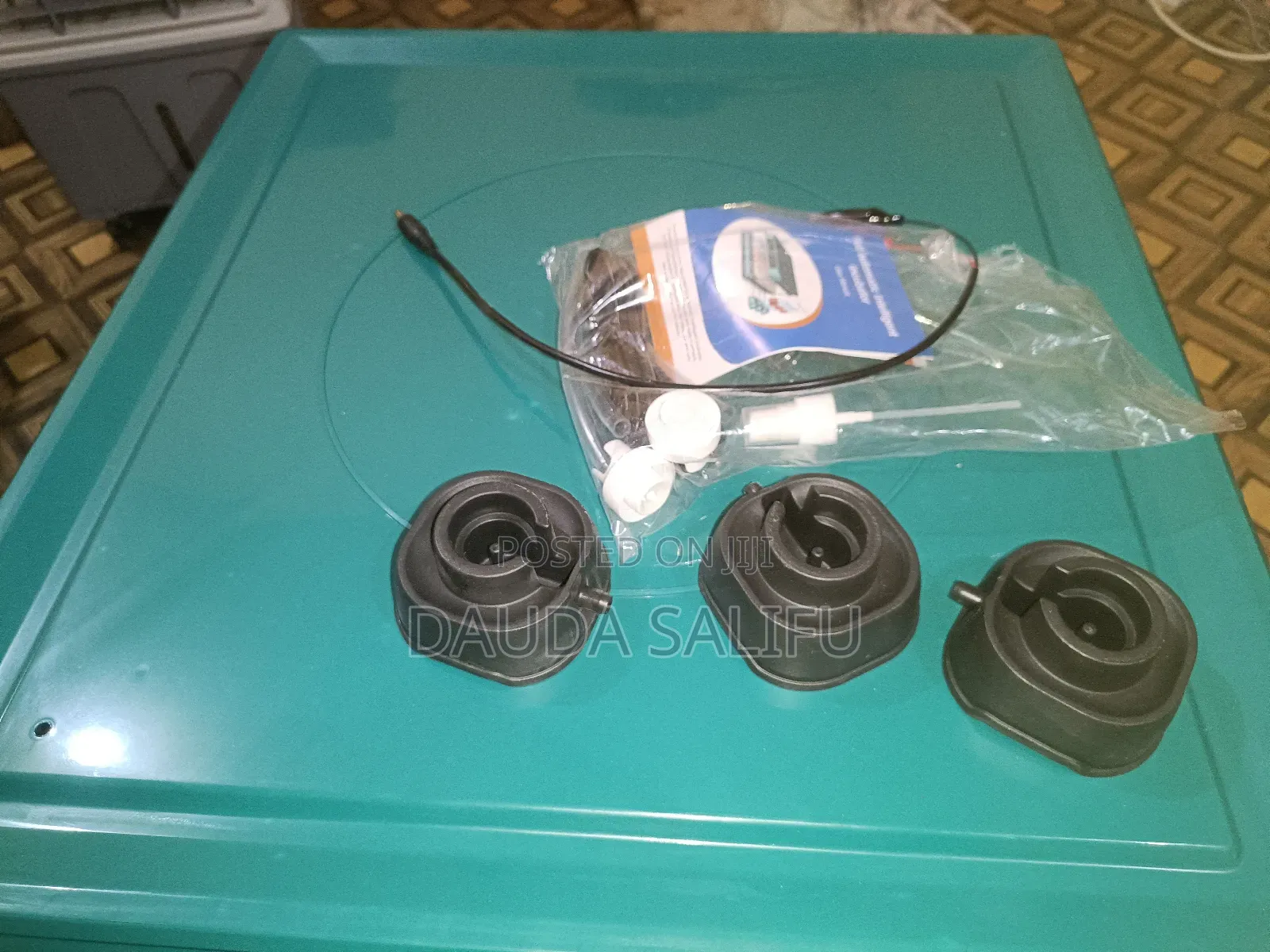 Egg Incubator Machine (130 Eggs)