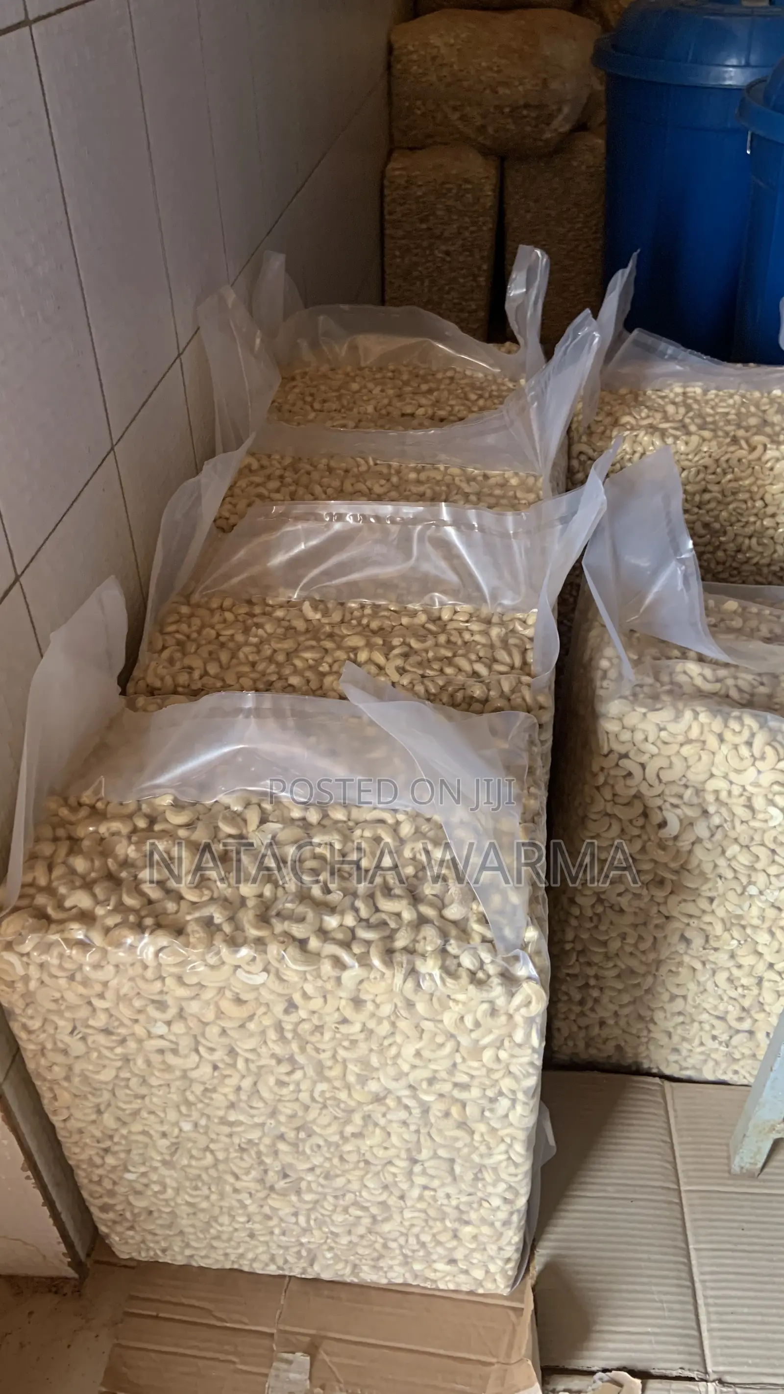 Process Cashew W320