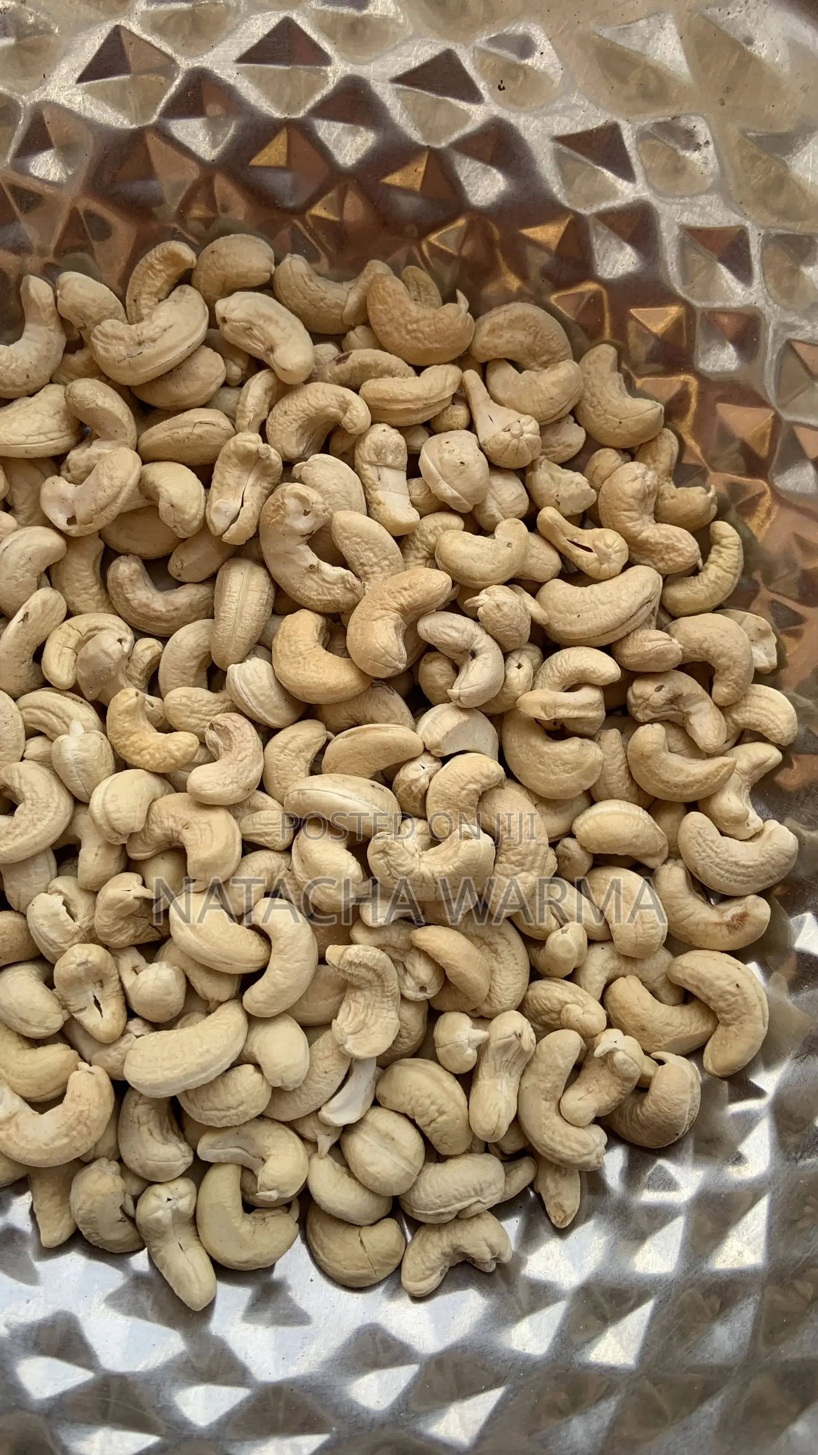 Process Cashew W320