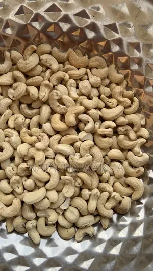 Process Cashew W320