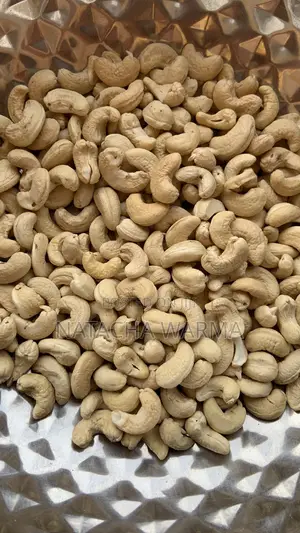 Process Cashew W320