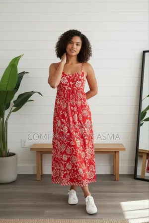 Red Floral Dress (Multiple Sizes Valentines