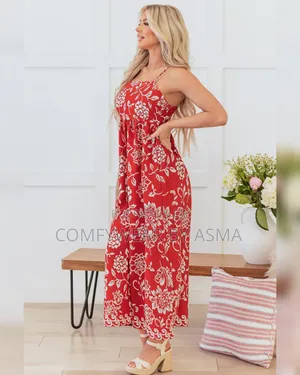 Red Floral Dress (Multiple Sizes Valentines
