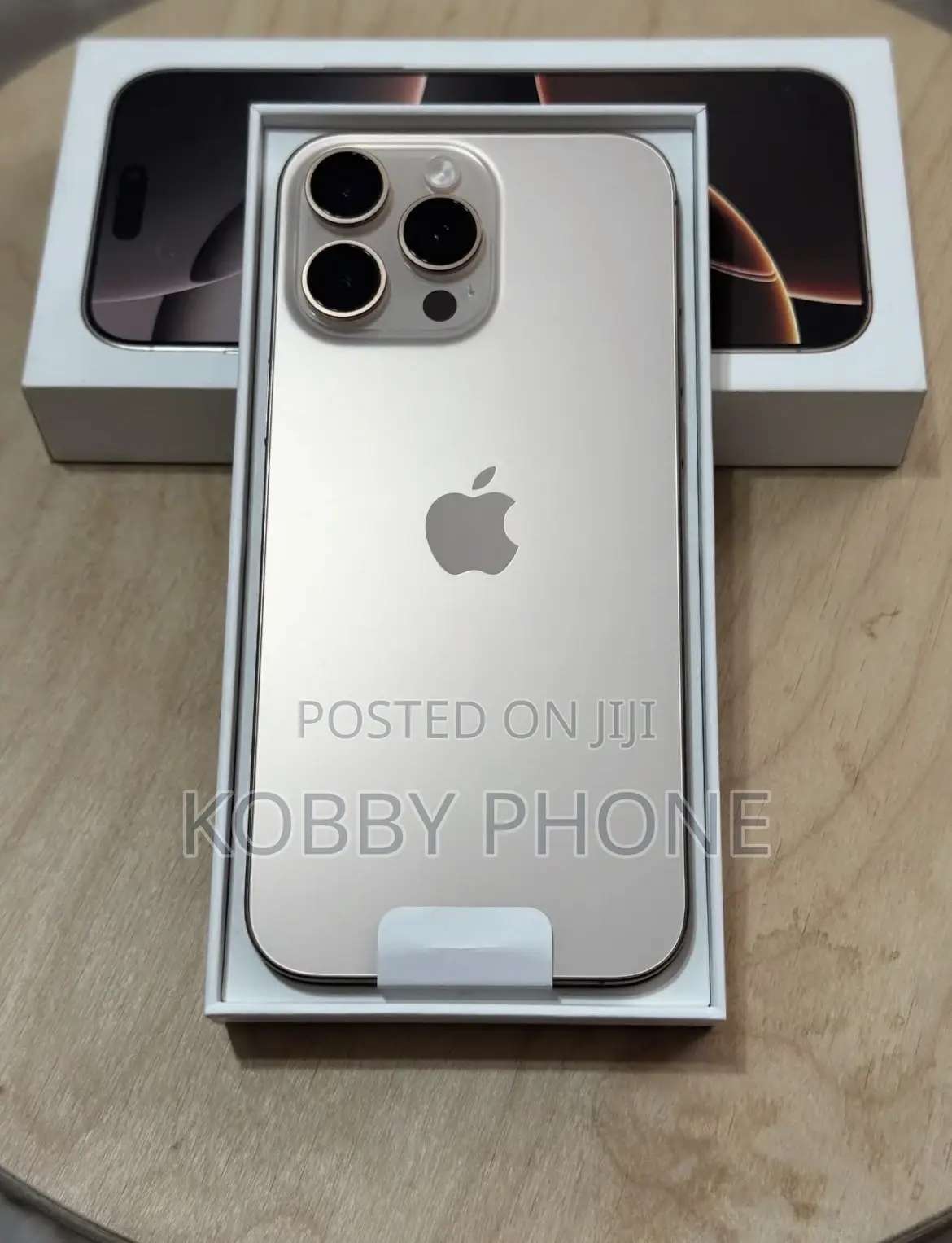 New Apple iPhone 16 Pro Max 256 GB Gold