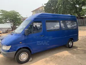 Mercedes-Benz Sprinter 2006 Blue
