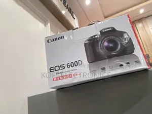 Canon Eos 600d High-Resolution DSLR Camera