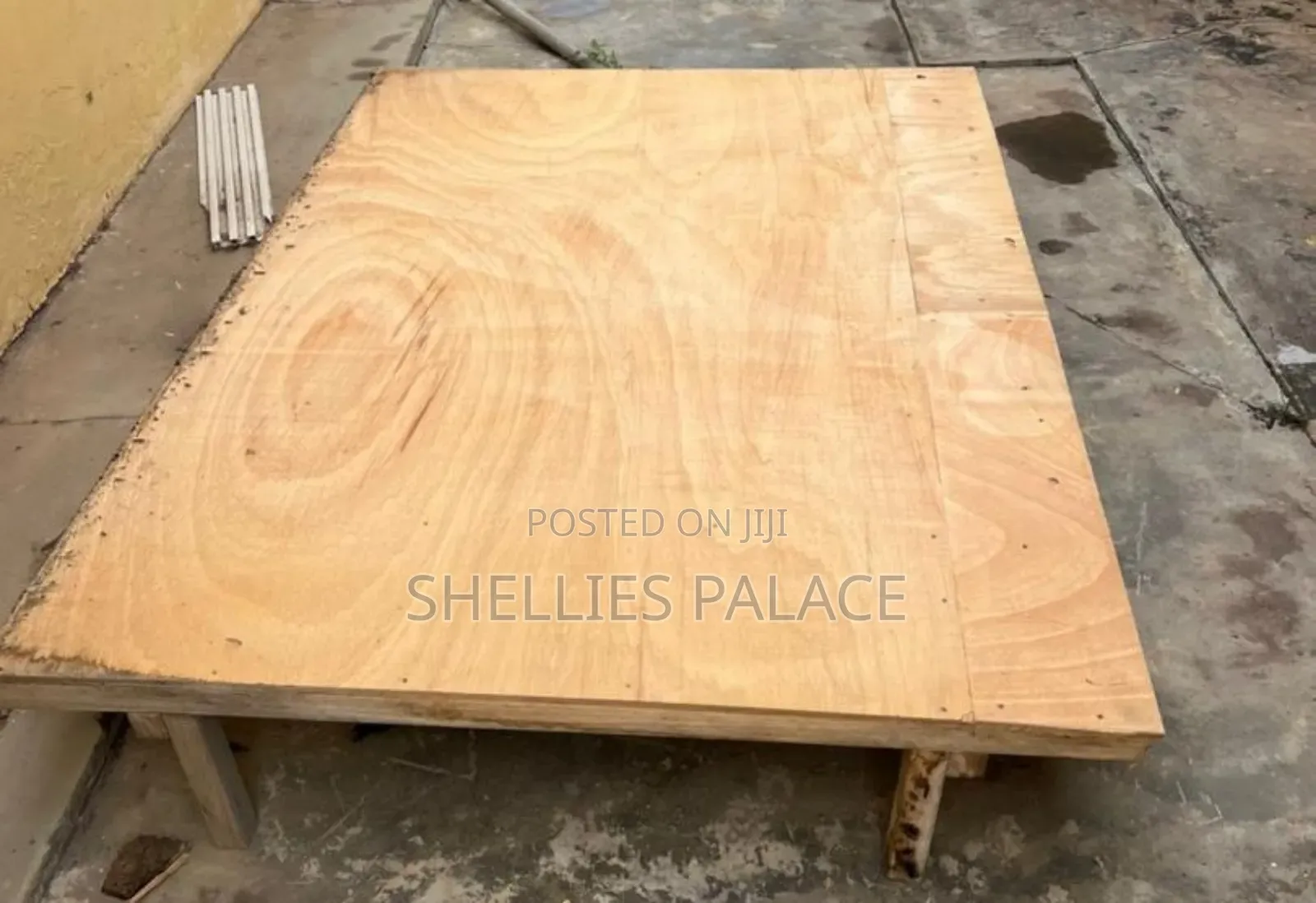 Bedroom Wood Board Bed
