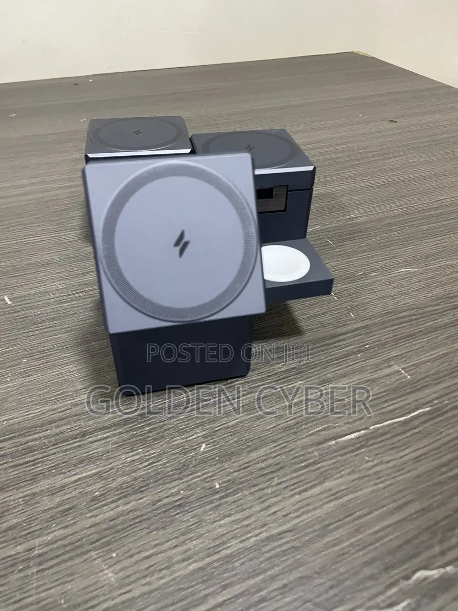 Anker 3-in-1 Cube With Magsafe