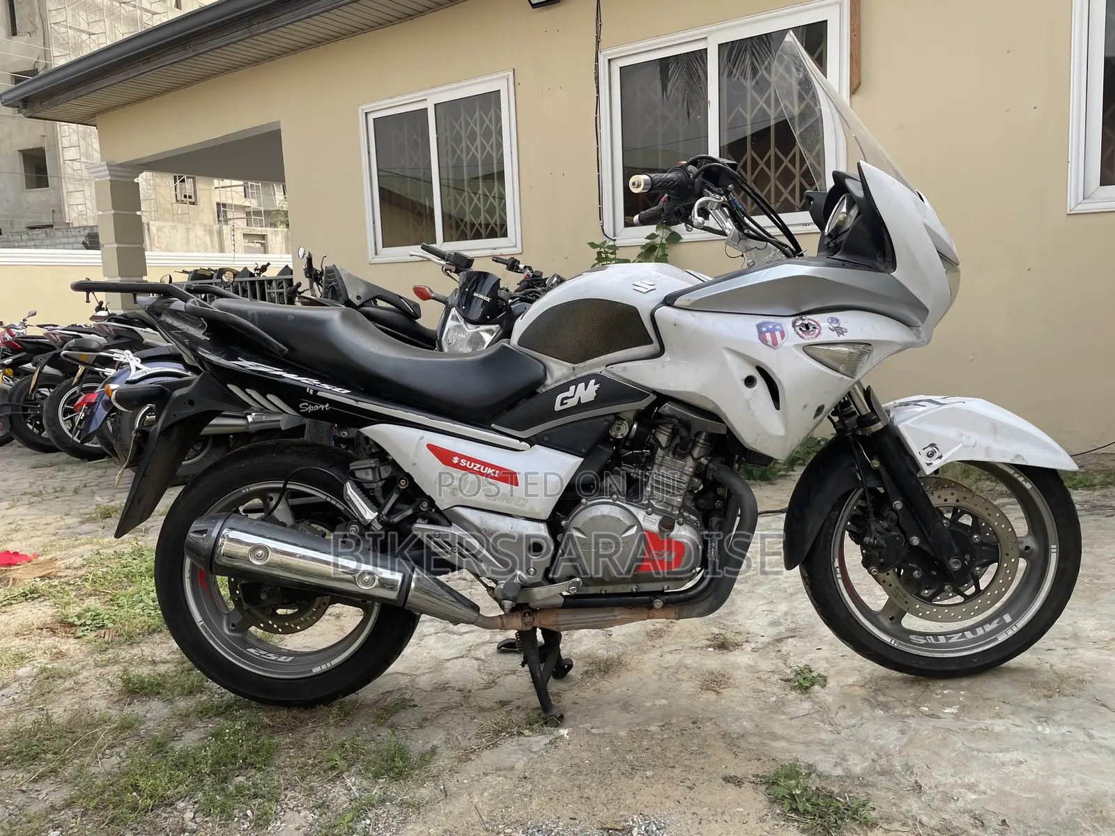 Suzuki 2016 White