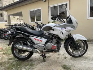 Suzuki 2016 White