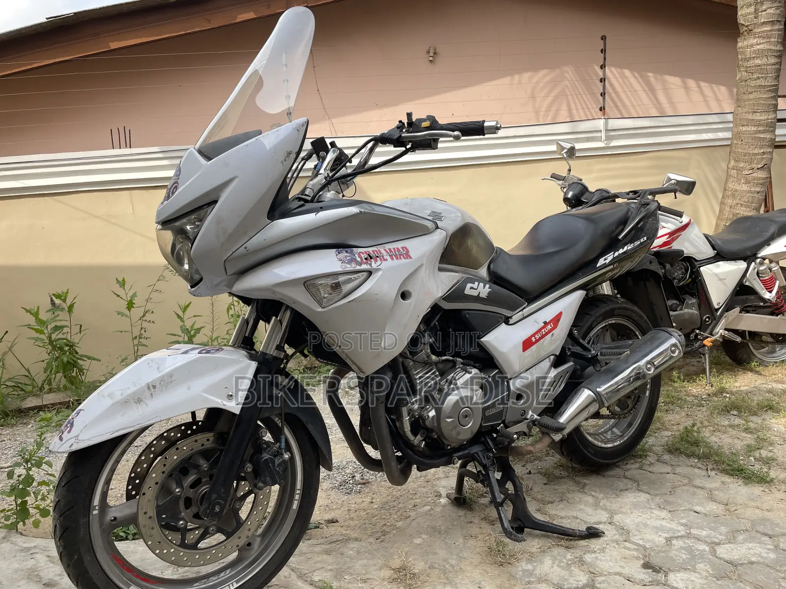 Suzuki 2016 White