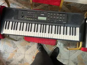 Yamaha PSR- E283 Keyboard