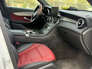 Mercedes-Benz GLC-Class 2019 White