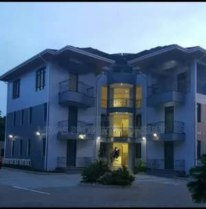 Furnished 3bdrm Apartment in Ridge for sale