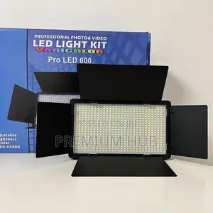 Led 800 Studio Light