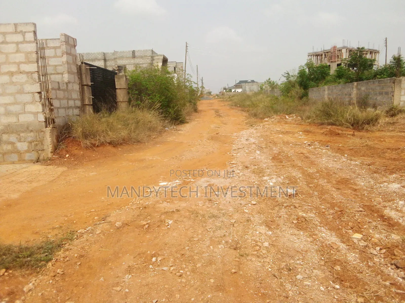 Prime-Luxury Land - Eadt Legon Hills