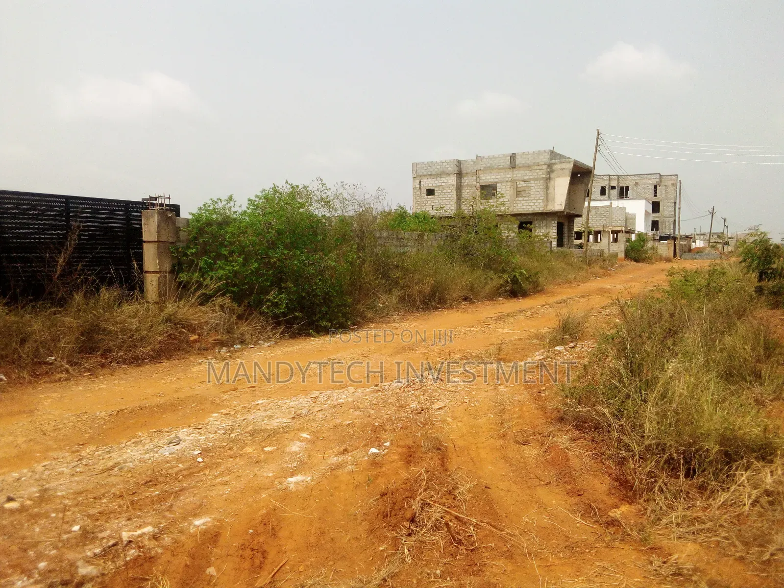 Prime-Luxury Land - Eadt Legon Hills