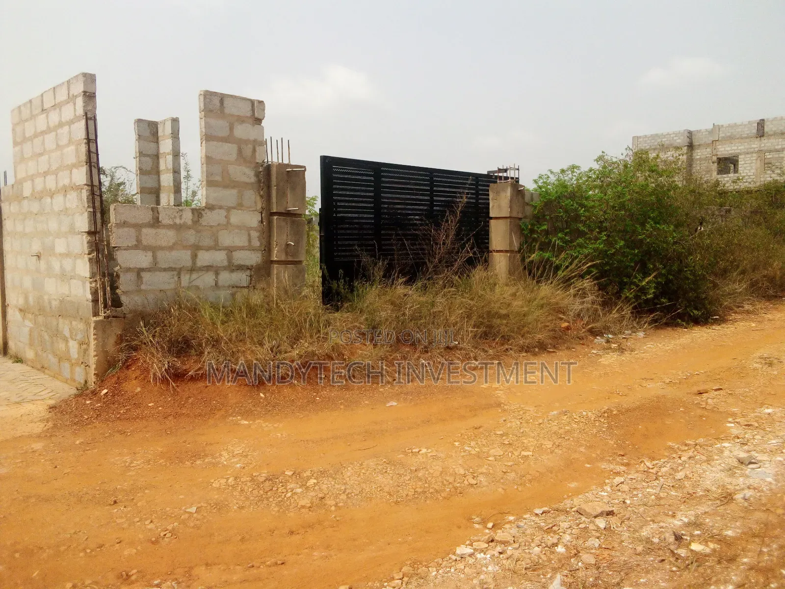 Prime-Luxury Land - Eadt Legon Hills