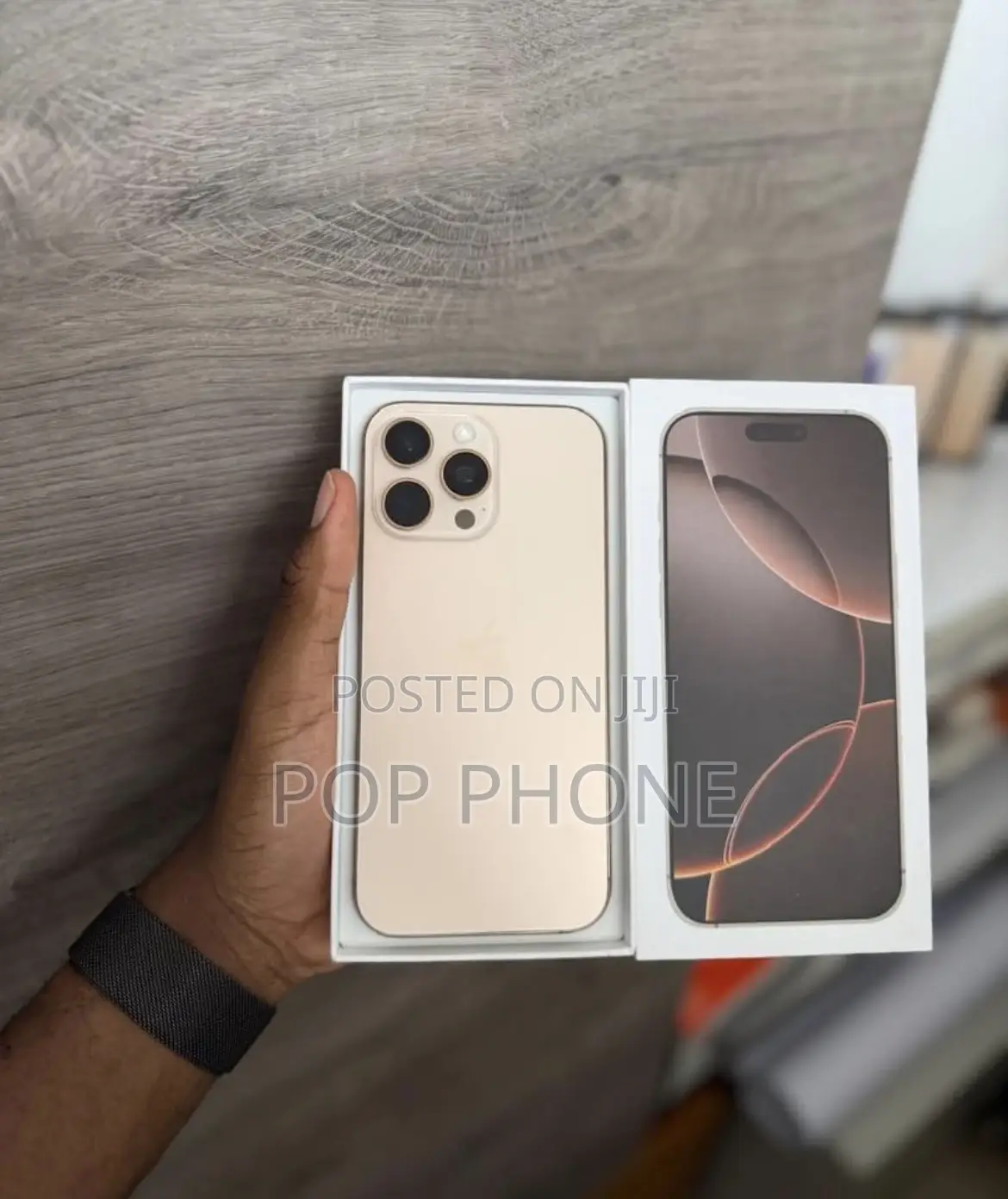 Apple iPhone 16 Pro Max 256 GB Gold