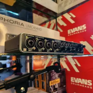 Behringer U-Phoria Umc404hd Usb Audio Interface.