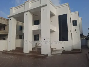 Furnished 5bdrm Mansion in B2 Properties Agency, Kumasi Metropolitan