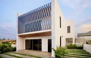 3bdrm Duplex in Ashaley Botwe, School Junction for sale