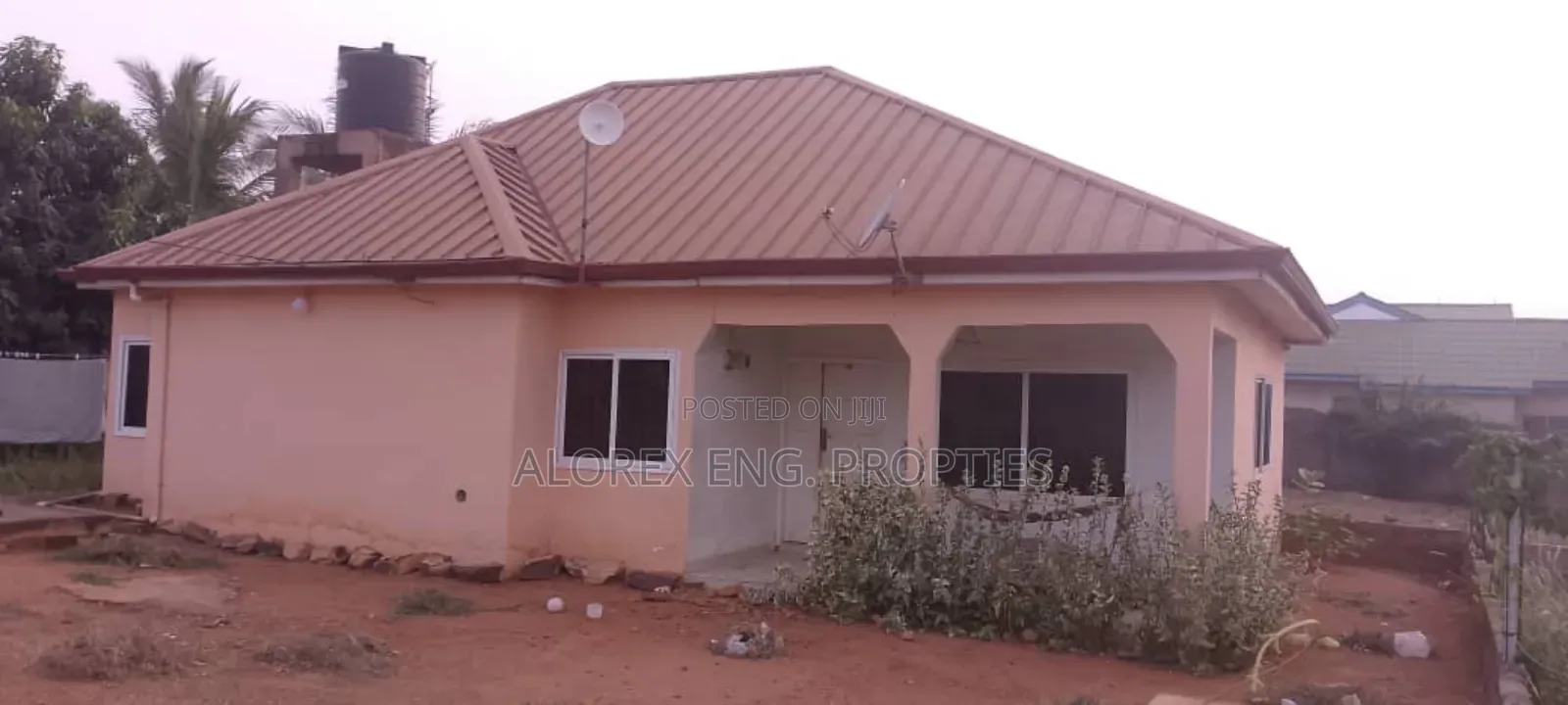 2bdrm House in Oyibi for sale