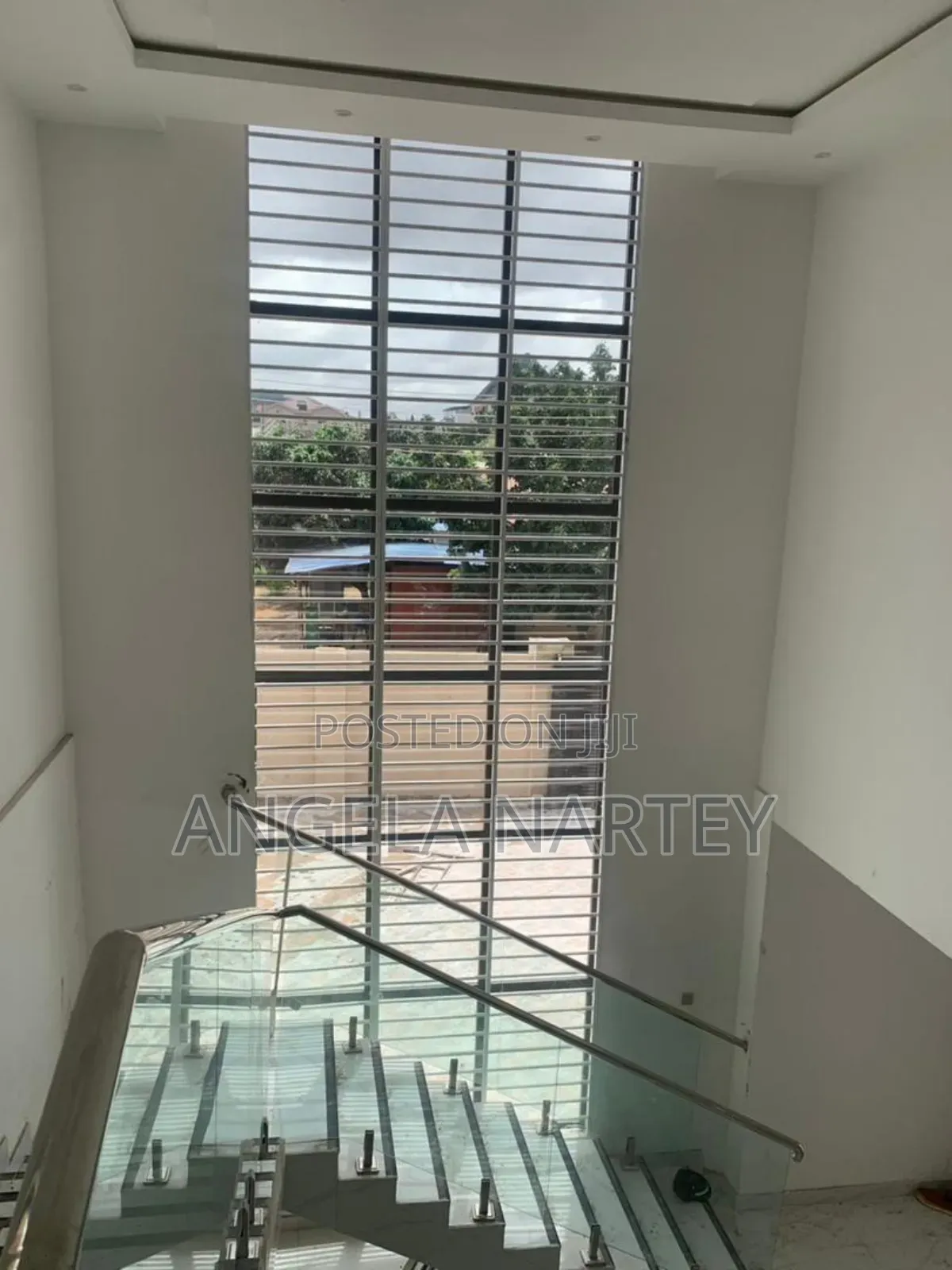 5bdrm House in Ashongman Estates for sale