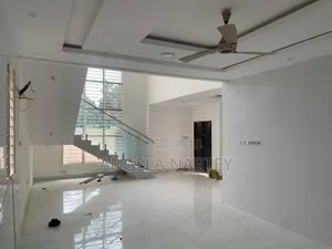 5bdrm House in Ashongman Estates for sale
