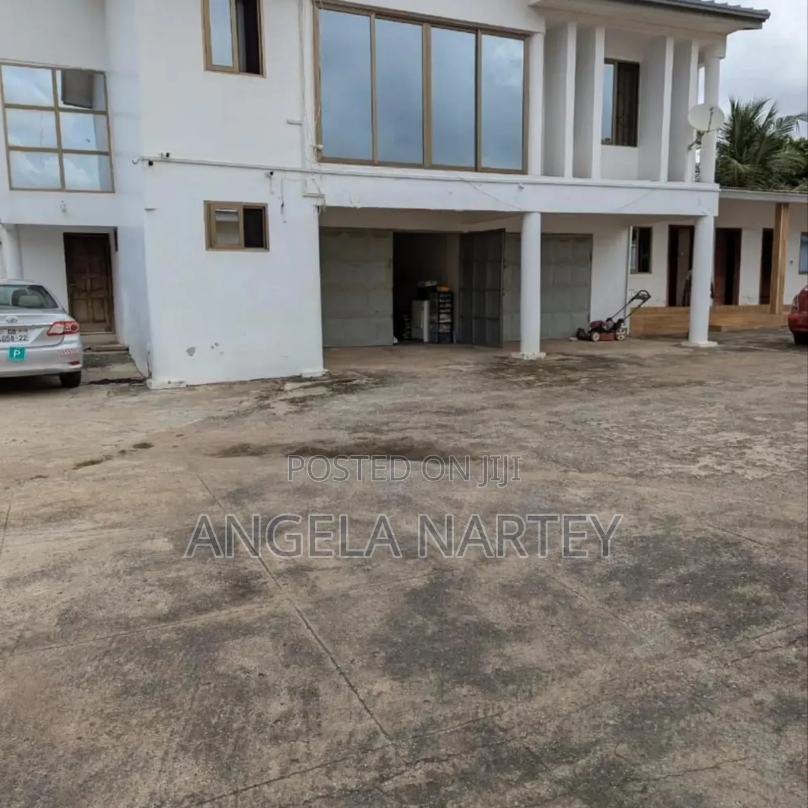6bdrm House in Abelemkpe for sale