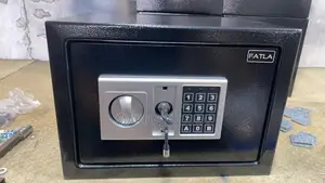 25e - Safe Locker Box With Self