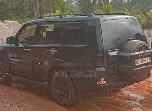 Mitsubishi Pajero 2.5 TD Classic 2008 Black