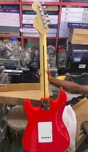 Fender Stratocaster Electric/Lead Guitar.