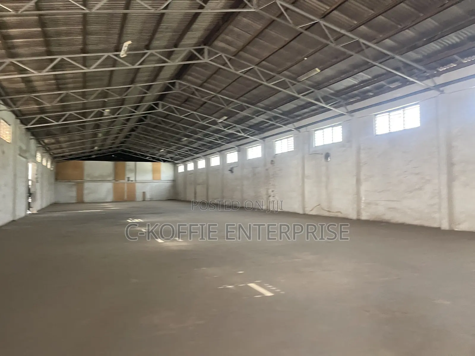 850 SQM at North Kaneshie Industrial Area for Rent