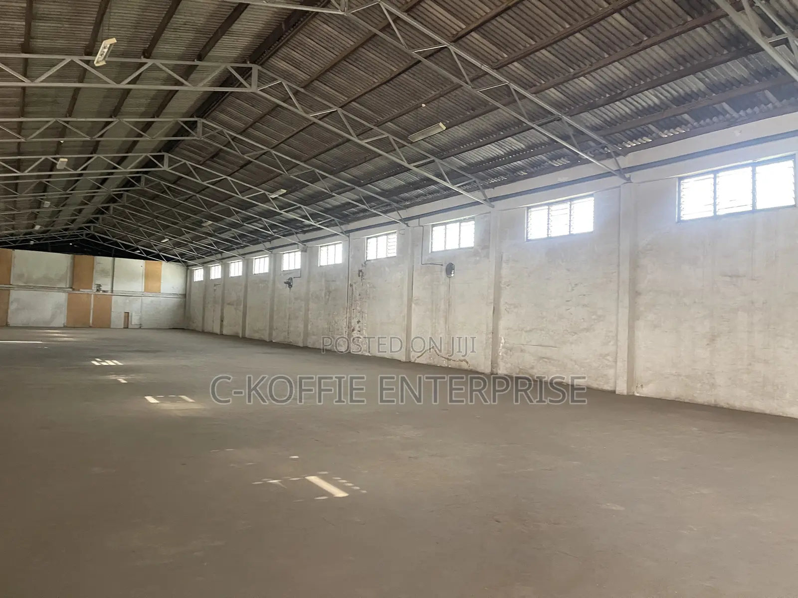 850 SQM at North Kaneshie Industrial Area for Rent