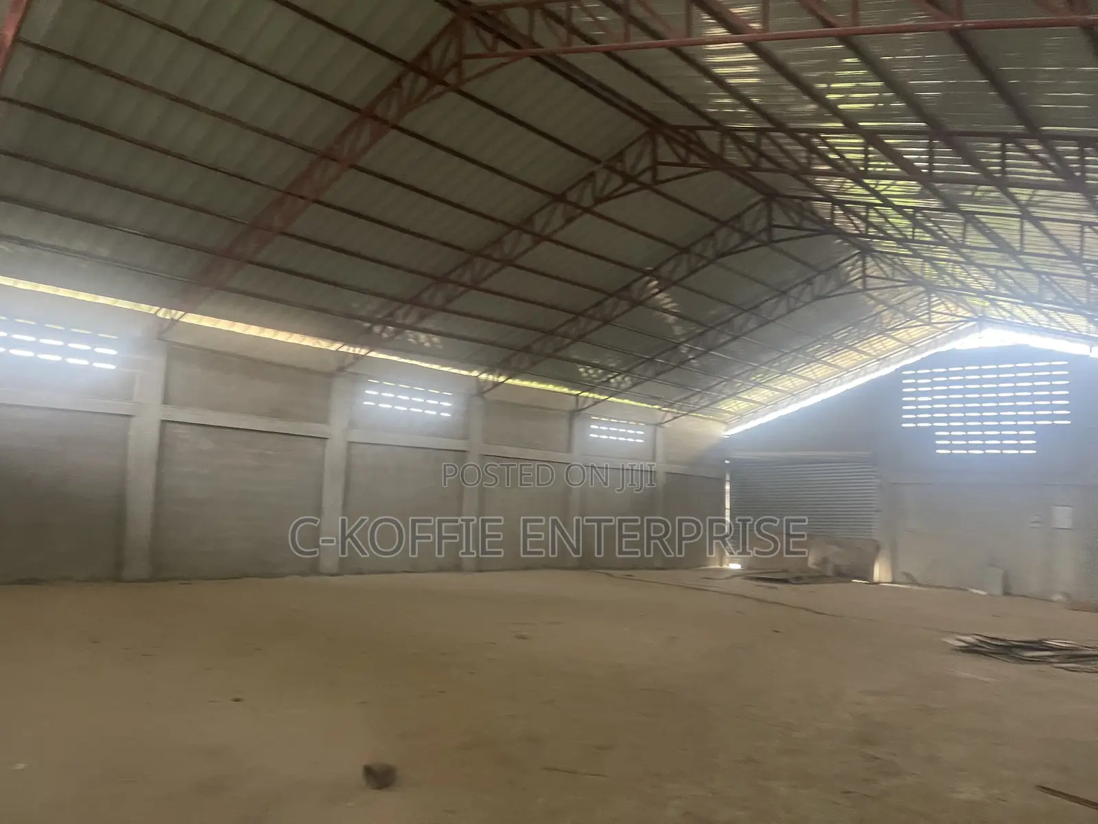 820 SQM Warehouse at Amasaman for Rent